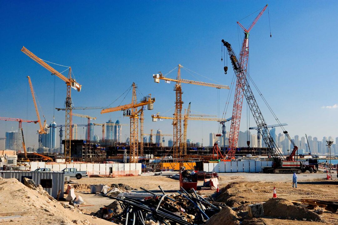 uxII71io-dubai-construction-cranes-10 https://urukpm.com/wp-content/uploads/2026/05/uxII71io-dubai-construction-cranes-10-1080x720.jpg